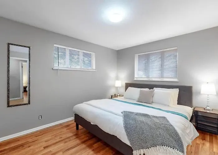 Great Family Upper Unit 3 Bedrooms King Beds