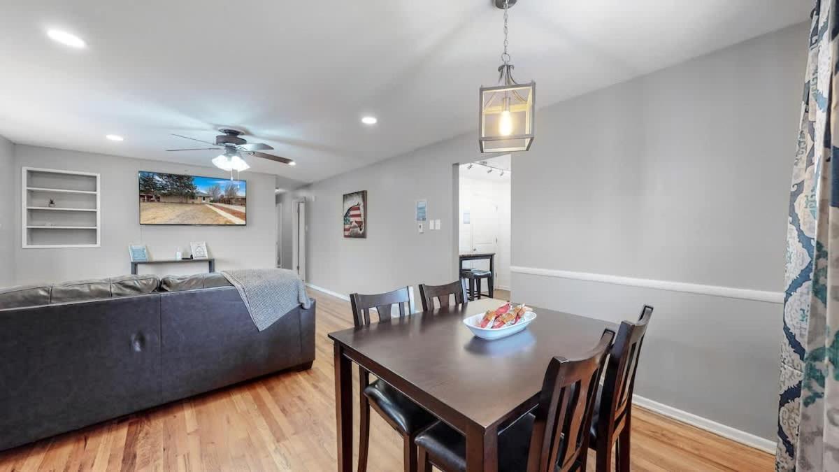 Great Family Upper Unit 3 Bedrooms King Beds